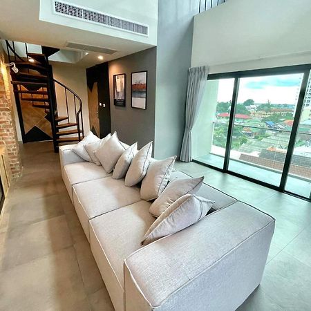 Karon Room Actually Service Apartment מראה חיצוני תמונה